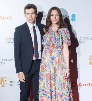Pregnant Keira Knightley frustrated by Oscars drink ban