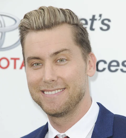 Lance Bass and pals praise Jamie-Lynn Sigler for MS reveal