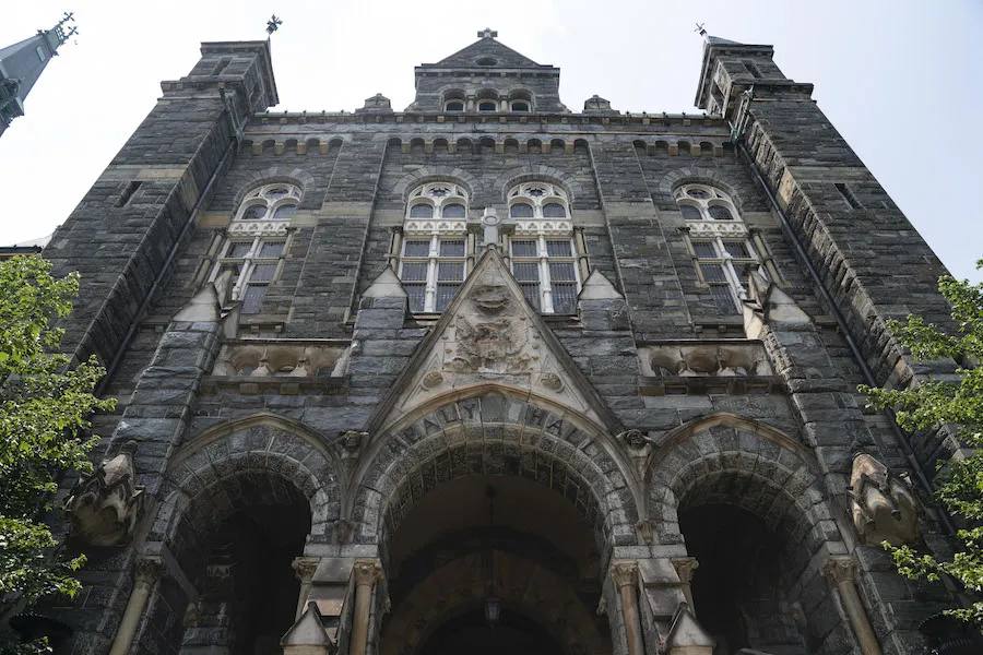 5 Halloween Traditions on College Campuses!