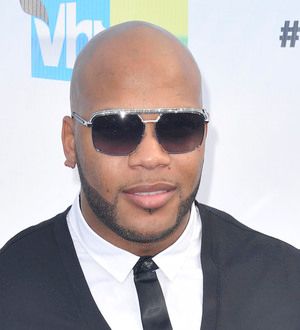 Flo Rida returns to the top as Swift drops