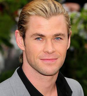 Chris Hemsworth struggling to juggle baby duties with work