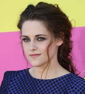 Kristen Stewart is a budding poet
