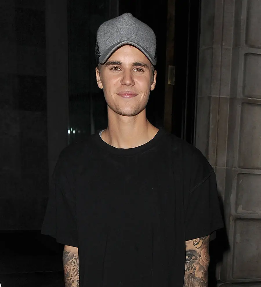 San Francisco officials angry at Justin Bieber sidewalk graffiti