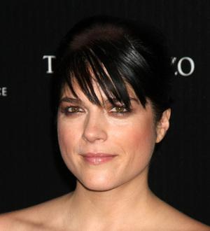 Selma Blair confirmed as Sheen's therapist