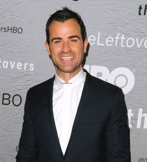 Justin Theroux was a circus snow cone vendor