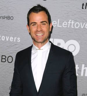 Justin Theroux was a circus snow cone vendor