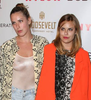 Scout Willis seeking a boyfriend for sister on social media