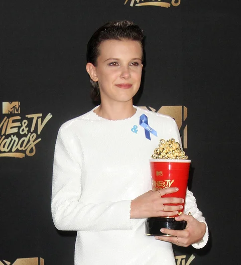 Millie Bobby Brown fights through tears to accept MTV Movie & TV Award