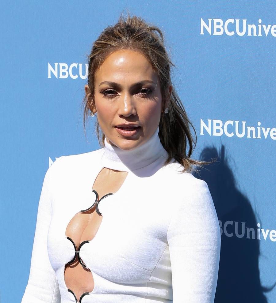 Jennifer Lopez can't escape 'mommy guilt'
