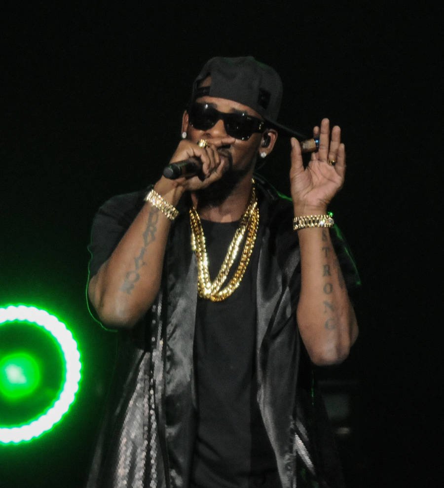 R. Kelly slams 'sex cult' allegations