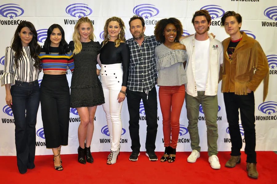 What To Expect From Season 2 of "Riverdale"!