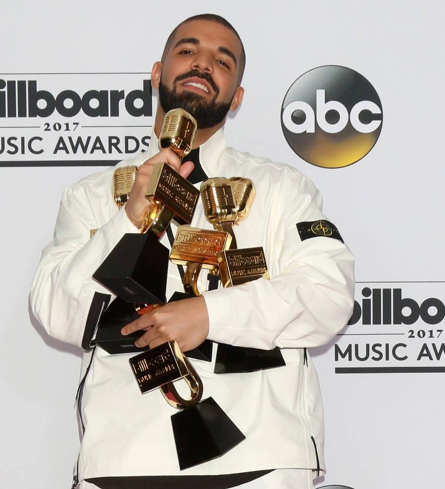 Drake wants a Celine Dion tattoo