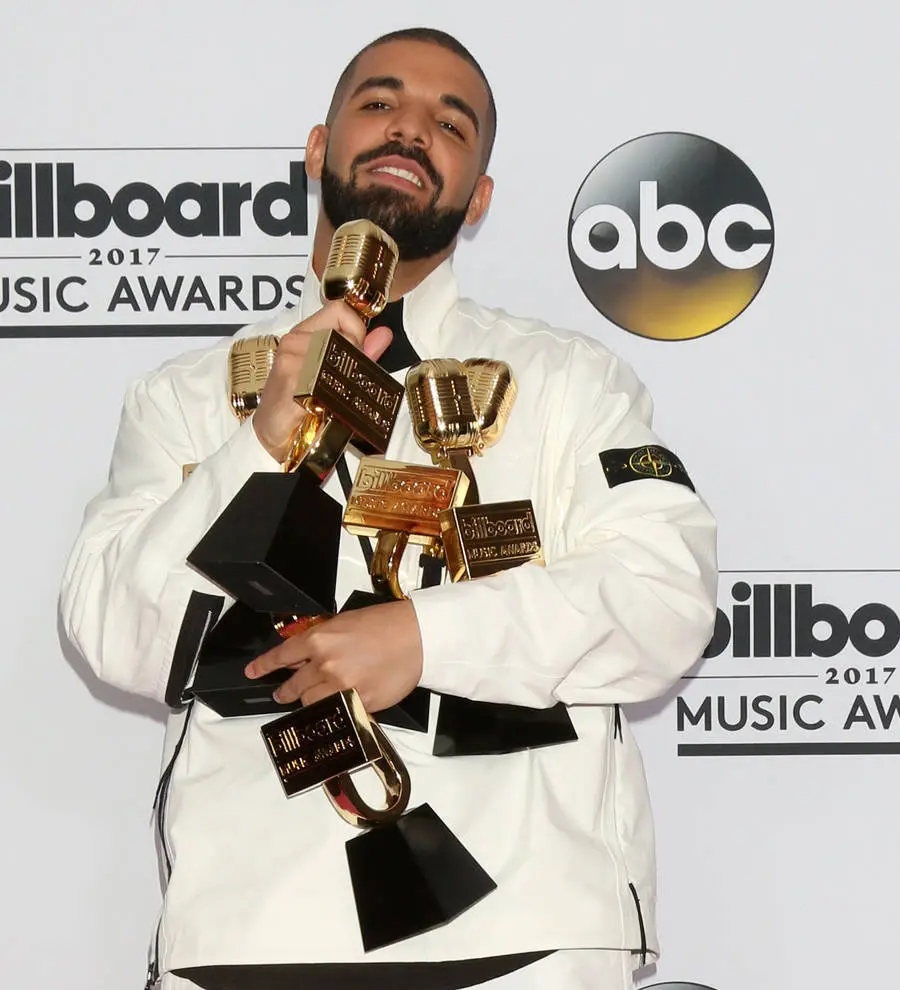 Drake wants a Celine Dion tattoo