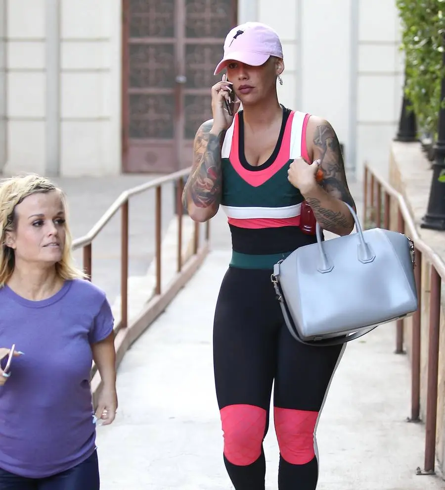 Amber Rose confirms Val Chmerkovskiy romance with a kiss on camera