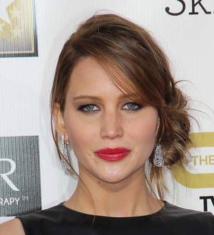 Jennifer Lawrence splits from boyfriend?