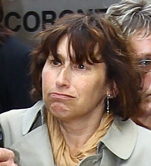 Amy Winehouse's mom can't listen to her music