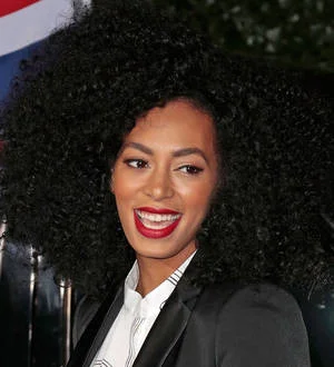 Solange Knowles axes two shows