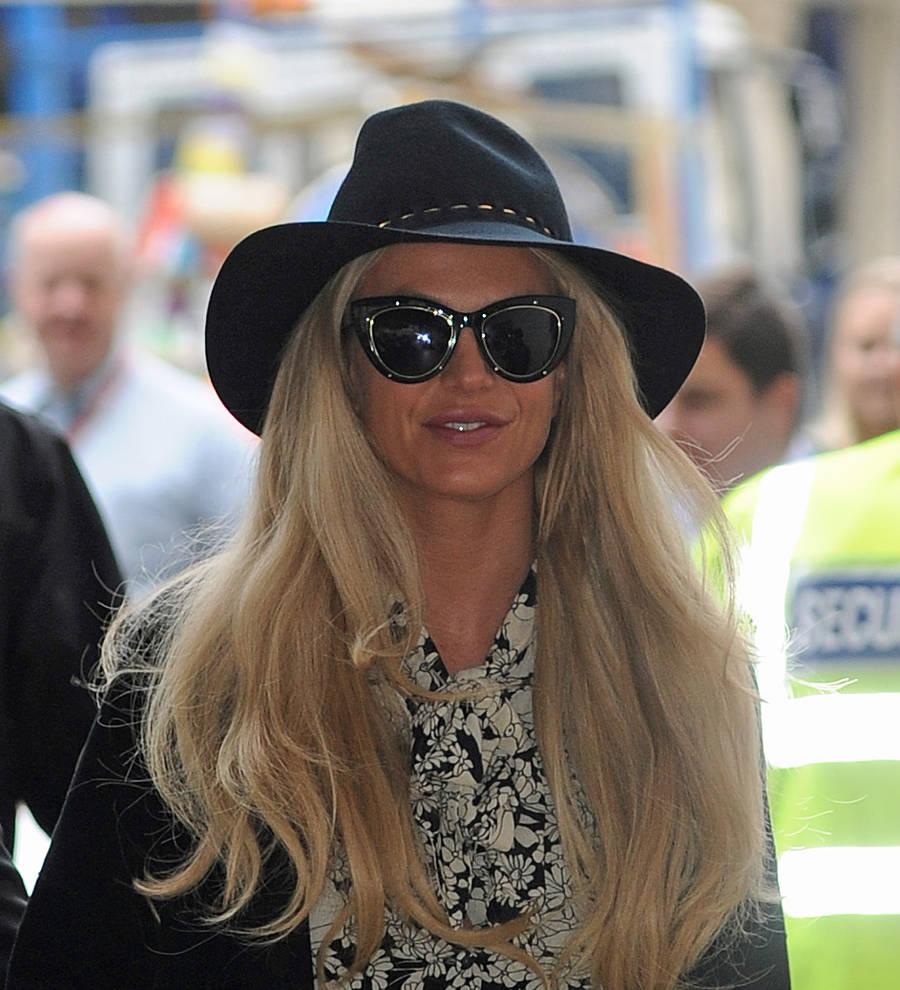Britney Spears unimpressed by Ariana Grande's impression of her