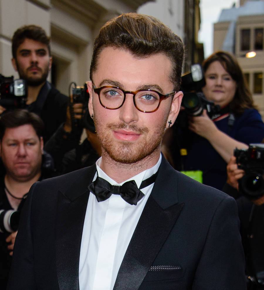 Sam Smith overcomes cold to play Lollapalooza Berlin