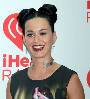 Katy Perry to play charity gig for breast cancer sufferers