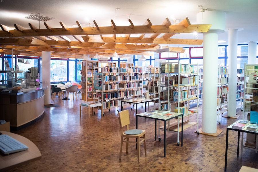 8 Other Useful Things You Can Get With a Library Card Than Just Books!