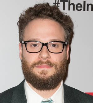 Seth Rogen dismisses Sony office pot stench story