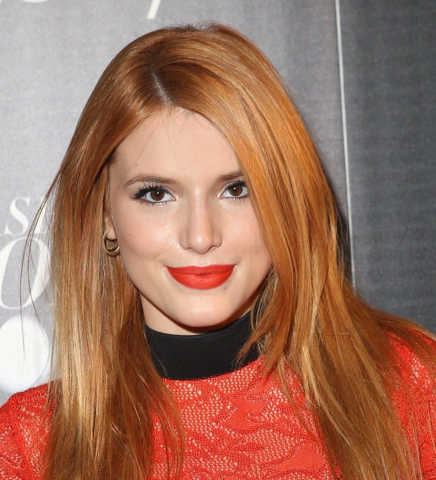 Bella Thorne stranded at airport after plane hits wall