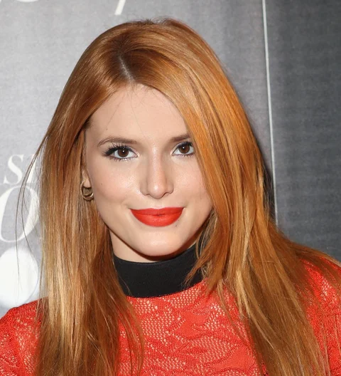 Bella Thorne stranded at airport after plane hits wall