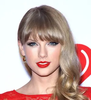 Taylor Swift's banjo player is a new dad