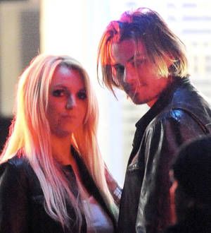 Britney Spears video director calling for the release of full promo
