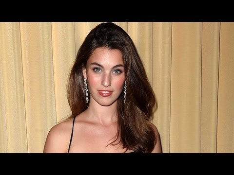 Shoe Shopping with Miss Golden Globe, Rainey Qualley - GUEST LIST ONLY