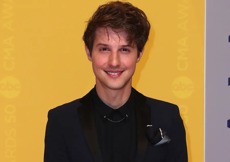 ARTIST TO WATCH: Ryan Follese