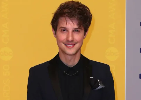 ARTIST TO WATCH: Ryan Follese