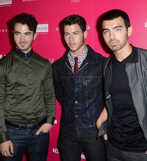 The Jonas Brothers confirm split