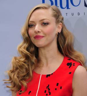 Amanda Seyfried lost her boobs in Hollywood