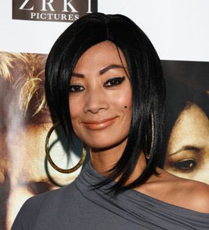 Ling hoping to fund new movie with jewelry cash