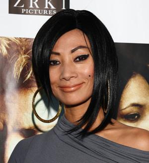 Ling hoping to fund new movie with jewelry cash