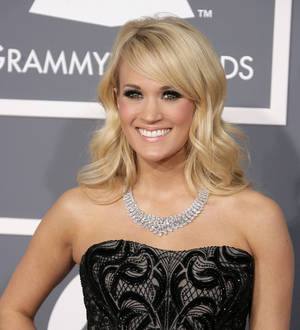 Carrie Underwood needed oxygen at Valentine's Day gig
