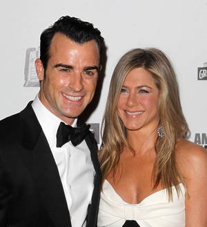 Jennifer Aniston treats Justin Theroux to star-studded birthday party