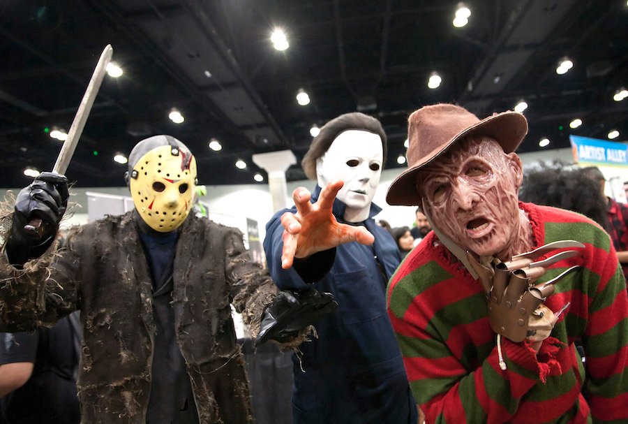 Horror Movie Gift Guide For The Spooky Film Buff Friend In Your Life!