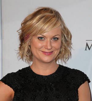 Amy Poehler sends love to Boston in online video