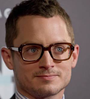 Elijah Wood and The Hobbit co-stars feature in airline video