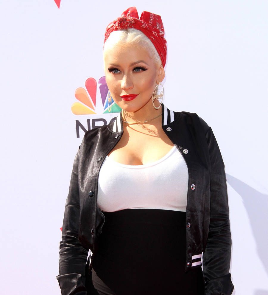 Christina Aguilera to duet with Whitney Houston hologram - report