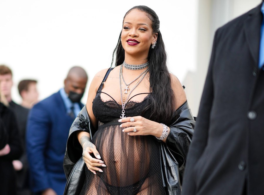 Rihanna's 5 Fiercest Maternity Fits!