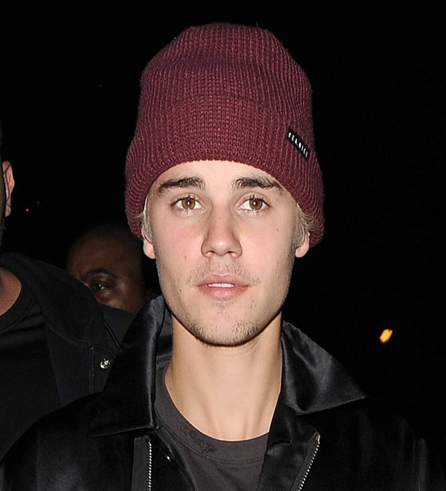 Justin Bieber hangs out with Marilyn Manson
