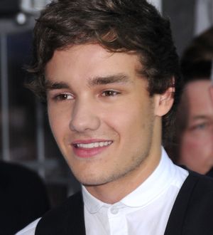 Liam Payne warns fans to leave his girlfriend alone
