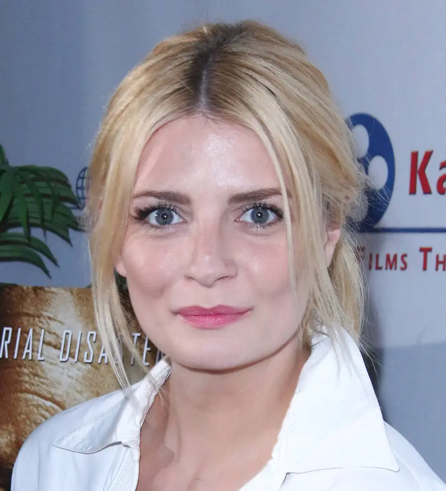 Mischa Barton sued over car lease
