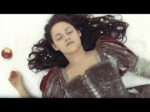 Meet Kristen Stewart's Oscar-Winning SNOW WHITE AND THE HUNTSMAN Costumer, Colleen Atwood!