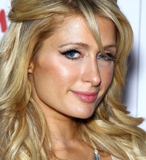 Paris Hilton shoe line up for fashion award