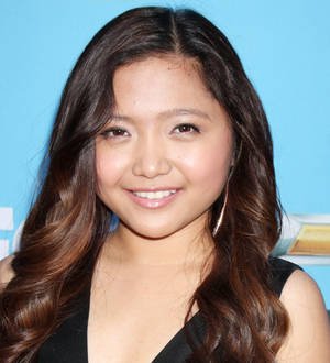 Charice takes aim at anti-gay critics in fiery tweet
